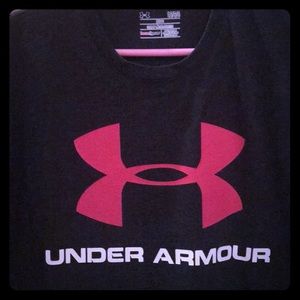 Under armour women’s large short sleeve shirt
